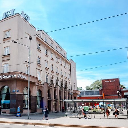Hotel Palac Elektra Острава Экстерьер фото