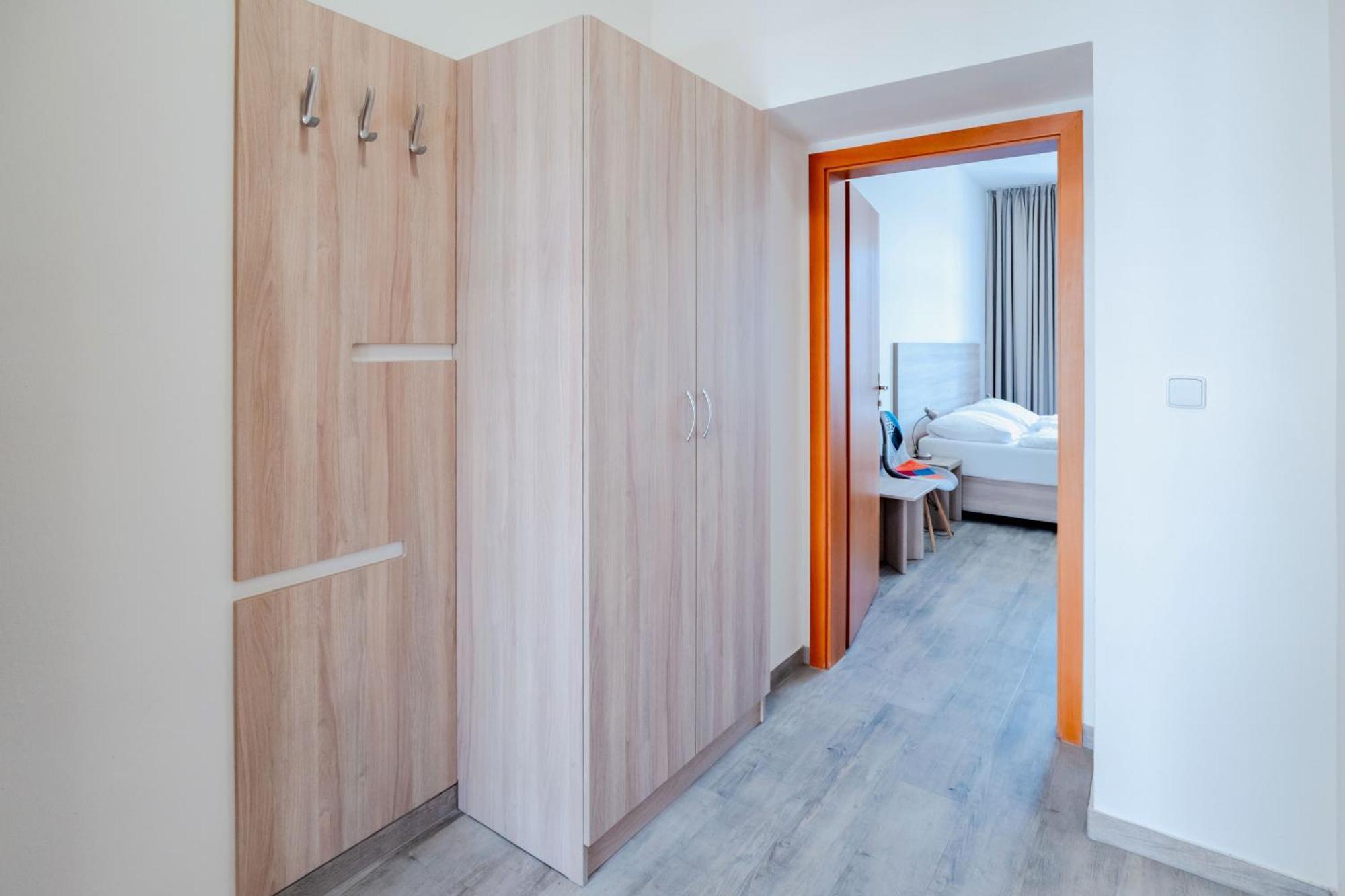 Hotel Palac Elektra Острава Экстерьер фото